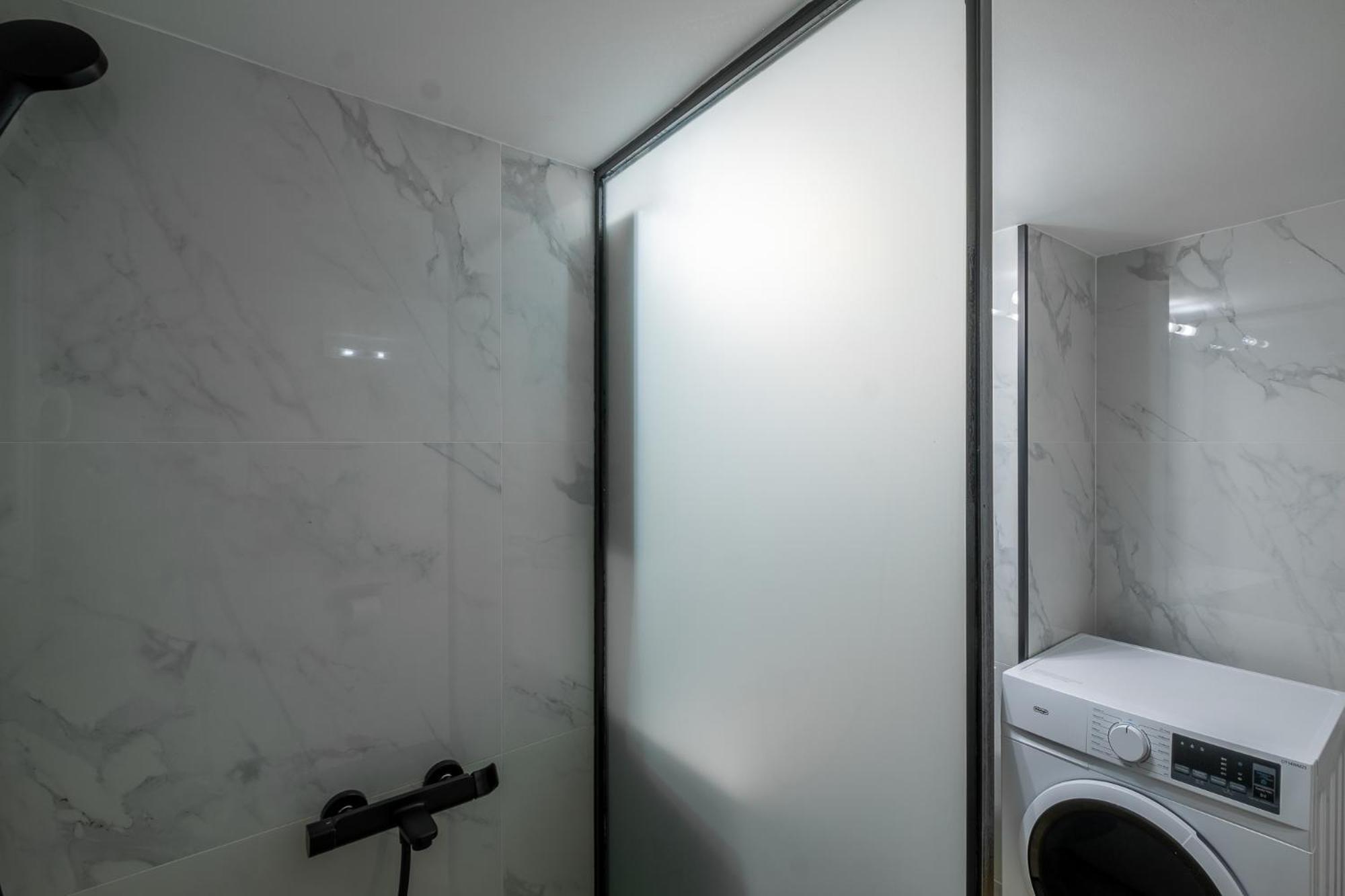 Lovely And Modern 3Bd Apartment Close To Ampelokipoi Metro Athens Luaran gambar