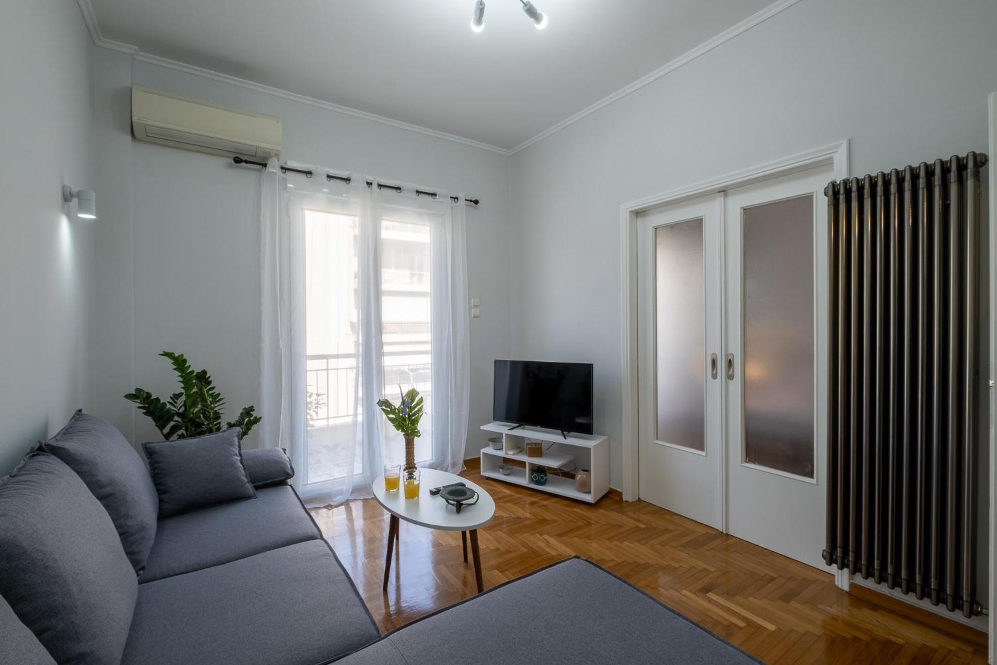 Lovely And Modern 3Bd Apartment Close To Ampelokipoi Metro Athens Luaran gambar