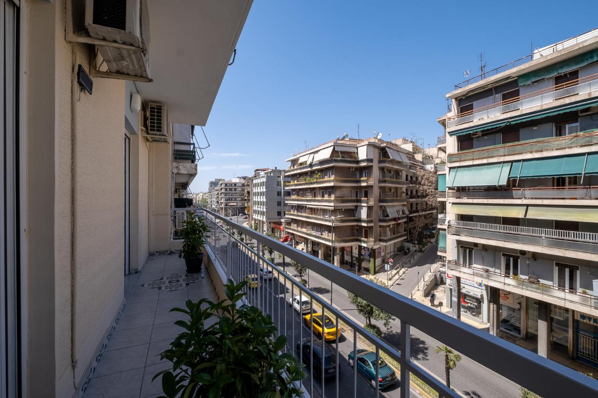 Lovely And Modern 3Bd Apartment Close To Ampelokipoi Metro Athens Luaran gambar
