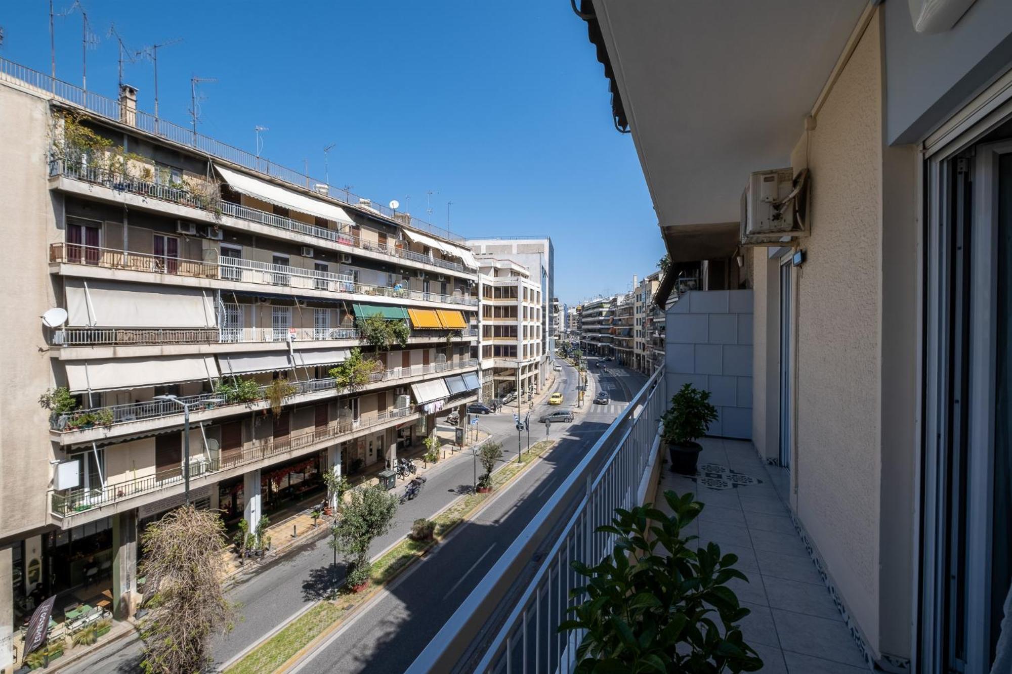 Lovely And Modern 3Bd Apartment Close To Ampelokipoi Metro Athens Luaran gambar